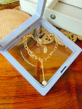 Delicate Bracelets in Chain Link deisgn with Pearl Motif